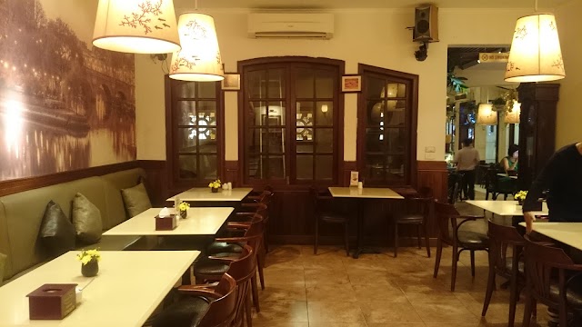 Paris Deli