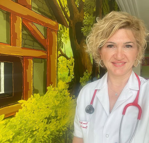 Dr Özlem Çevik Fethiye Çocuk Doktoru