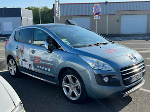 Photo n°18 de B.A.Enseignes à Neauphlette (Agence de publicité)