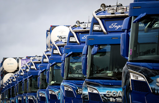 Dinges Logistics (Tanktransporte / Containerterminal / Werkstatt) / IDT- Ingo Dinges Tankreinigungs GmbH - Thumbnail