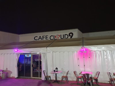 Cafe Cloud 9