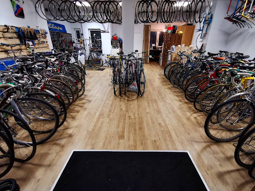 L'etape Cycles Fahrradladen Gallery - Spain