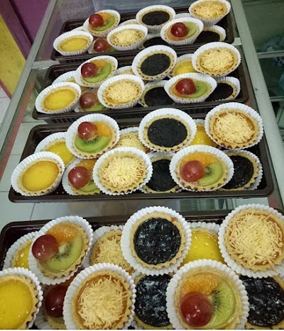 Photos of Centra Pie
