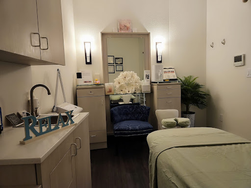 Waves of Ohana Spa - Thumbnail