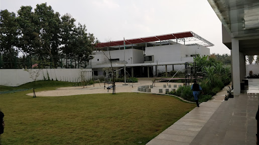 Af1qipp5ewamu7xofgivm6nh8hg8uwoawsjmf776otq=s516 K No