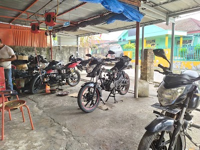 Photos of Bengkel Bajaj Pulsar Ramli