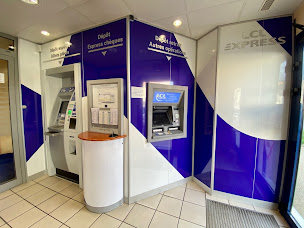 Photo n°3 de LCL Banque et assurance à Saint-Marcel-lès-Valence (Banque d'épargne)