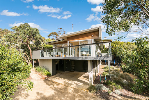 ANGLESEA VIEWS Holiday Home Anglesea