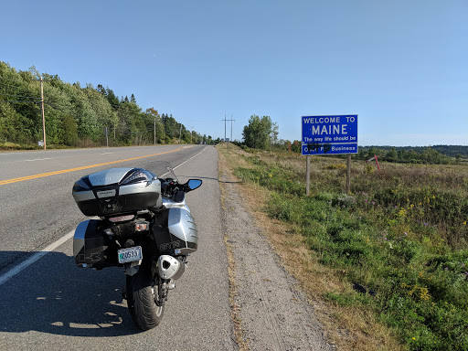 Maine, State Line Sign