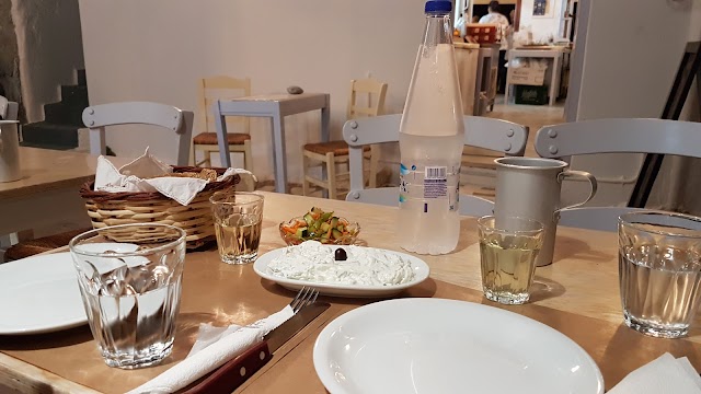 Statheros Meze Place