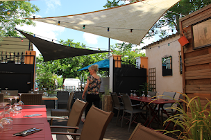 Photo n°48 de Restaurant La Luciole à Loire-Authion (Bar à vin)