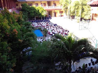 Photos of SMP Negeri 2 Brebes