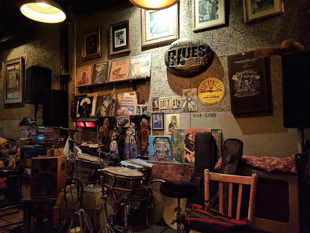 Adhere The 13 Blues Bar (Bangkok Blues Bar)