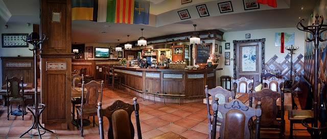 Sol y Sombra Tapas Bar