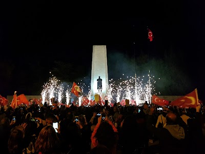 Atatürk monument