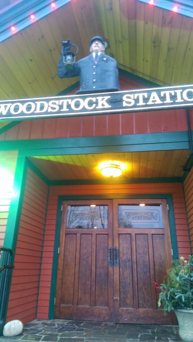 Woodstock Inn Station & Brewery