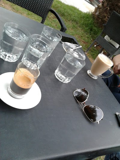 Photos of Caf&eacute; Garden Babel