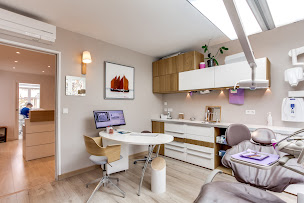 Photo n°19 de Dr Elodie SAVARD à Gif-sur-Yvette (Dentiste)