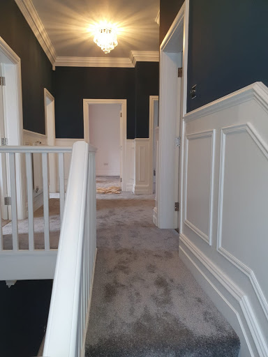 2 tones decorators