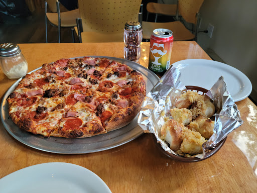 Last Chance Pizza & The Cove and Craft - Thumbnail