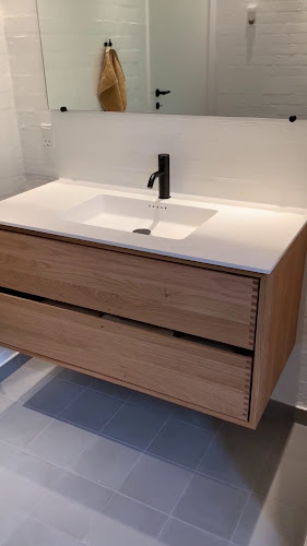 WOODFORM | Snedker Bad & Møbler - Møbelforretning