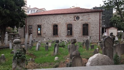 Tavanli Mosque