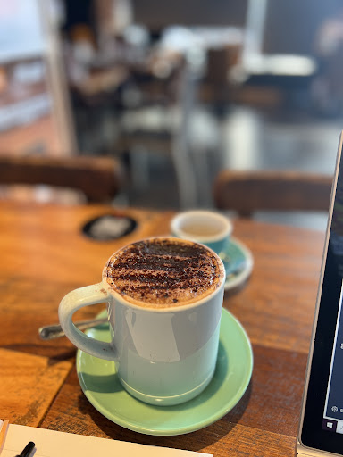 Secondeli Cafe - Visual