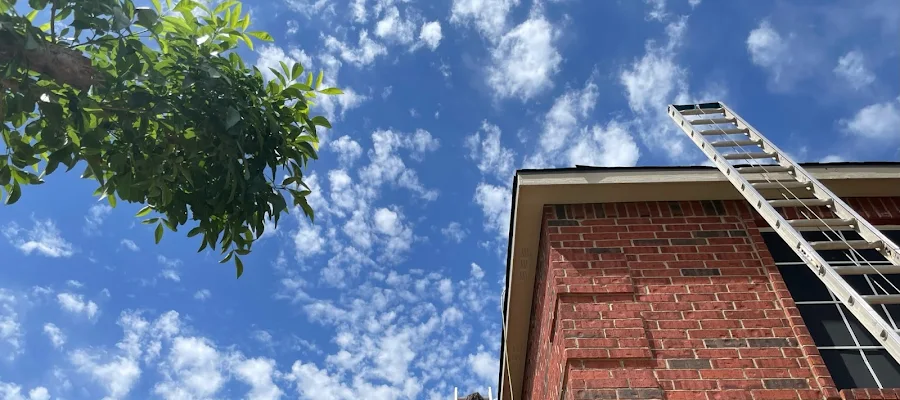 Red Ladder Roofing & Construction
