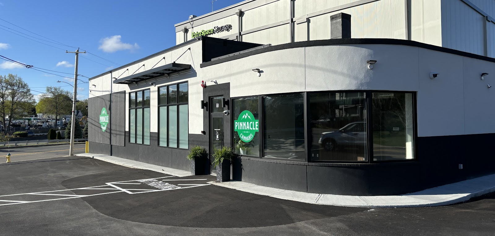 Pinnacle Cannabis Weed Dispensary in Quincy, Massachusetts