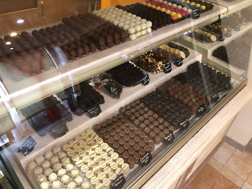 L'ami d'pain/Aux petits fours