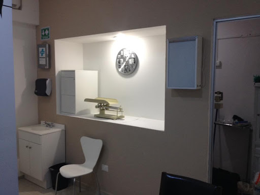 Dr. Luis Francisco Ureña Alvarez. PEDIATRA