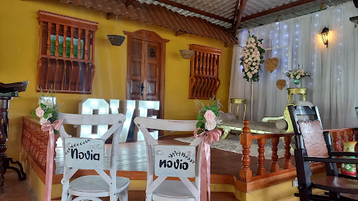 El Altillo Huilense | Restaurante típico Pitalito - Acevedo