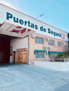 Carpintería Madera Hogar Calle Naranjo 5 P.I. El Tapiado, 30500 Molina de Segura, Murcia, España