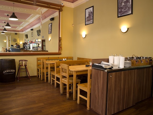 Restaurace & Music Bar Legenda