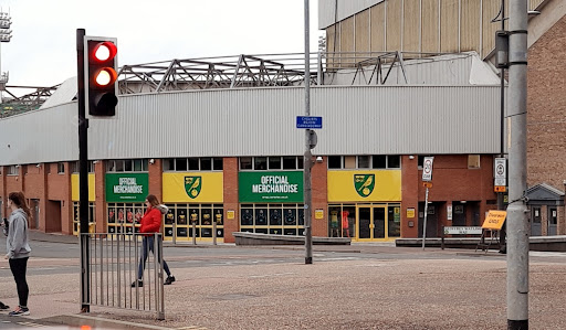 Aviva Community Stand