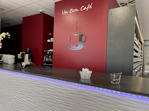 Photo n°6 de Tabac Presse de l’Arsenal - Café - Vaping Shop à Rueil-Malmaison (Bureau de tabac)