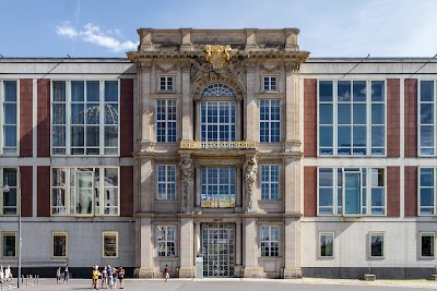 Photos of ESMT Berlin