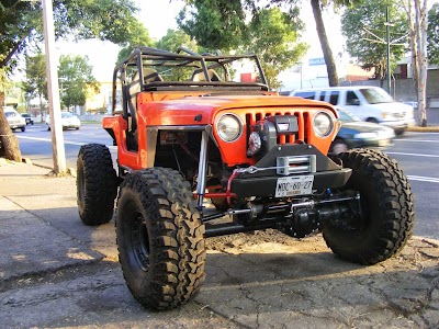 Photos of INSANE 4X4