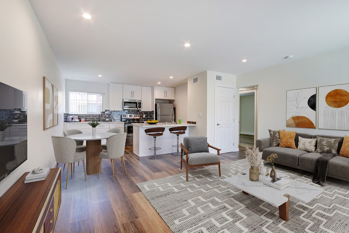 The Hideaway by null