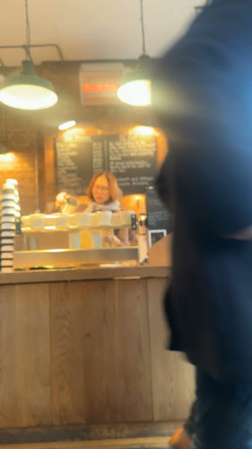Comments and reviews of Monmouth Coffee Company