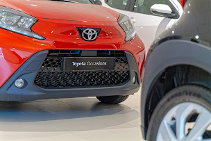 Photo n°12 de Toyota Nanterre - Groupe Autosphere à Nanterre (Vendeur de voitures d'occasion)