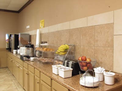 Photos of USA Inn and Suites