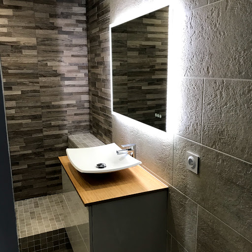 Photo de LEBORGNE ALVIN : Plomberie - Salle de bain - Carrelage - Couverture - Zinguerie - Ramonage