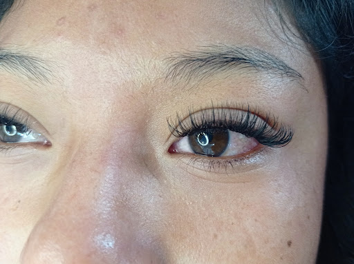 Yg'Lashes - Thumbnail