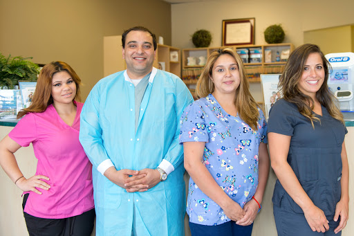 Dr. Dental: Dentistry & Braces