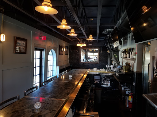 Triple Crown Tavern