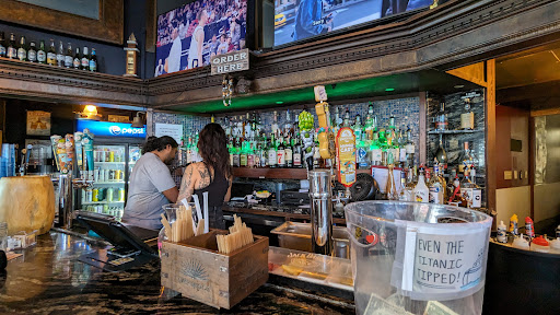 Hilo Town Tavern Gallery - United States