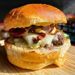 Photo n°7 de Le LOCAL Restaurant et Lieu de vie à Saint-Égrève (Restauration rapide)