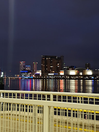 Wharfside - Visual