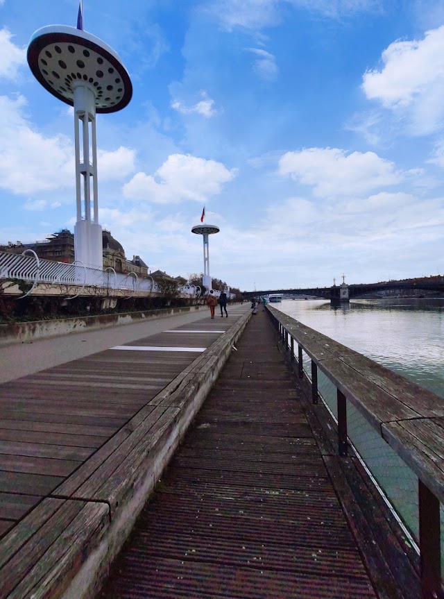 Piscine du Rhône